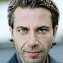 Roberto Turchetta 飾演 Carlo Ancelotti