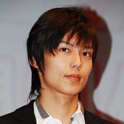 Daisuke Kikuta 飾演 