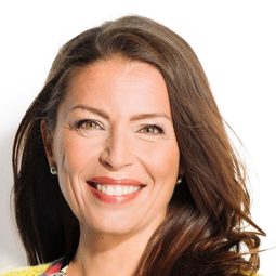 Kristiina Halttu 飾演 Taina Henttunen