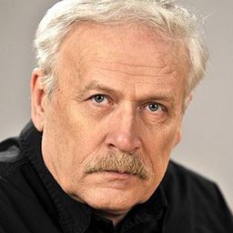 Boris Nevzorov 飾演 Trofim