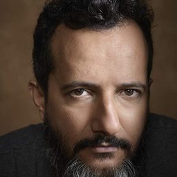 Yoav Levi 飾演 Haim Amzaleg