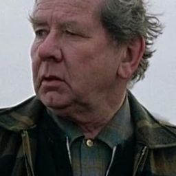 John Destry - The Barber演員 飾演Cecil