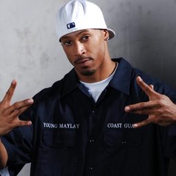 Young Maylay 飾演 CJ (voice)