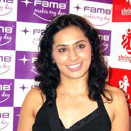 Shubhi Mehta 飾演 Gunjun Lakhani