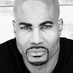 Mac Vincent - The Gods演員 飾演Tony