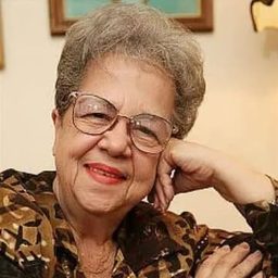 Silvia Brito - 相思病演員 飾演Flora (segment 