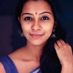 達莎娜·拉金蘭德 飾演 Archana Pillai
