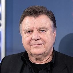 Lukas Resetarits - Tramps演員 飾演Betrunkener