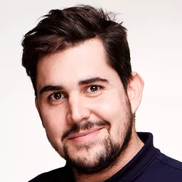 亞特斯 飾演 Wilfried