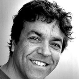 Alex Pillai - 哈里·普賴斯：幽靈獵人導演