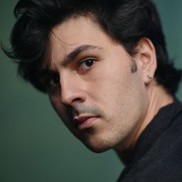 Nil Cardoner 飾演 Rafa