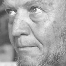 Max Kerlow - 認真的連環殺手演員 飾演Don Eulalio