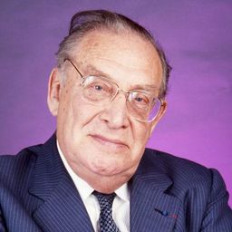 Léon Zitrone - Three Faces of Sin演員 飾演Self