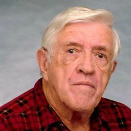 Robert Beecher - 巴頓芬克演員 飾演Referee