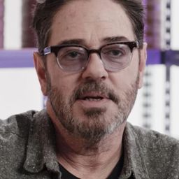 Steve Johnson - 雷·哈里豪森：特效巨人演員 飾演Self