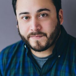 Rodrigo Fernandez- Stoll 飾演 Kevin