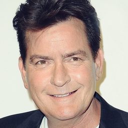 查理·辛 - The Little Pageant That Could演員 飾演Self (archive footage)