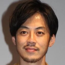 西野亮廣 飾演 