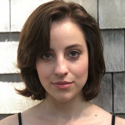 Shannon Hartman 飾演 Rave Party Teen