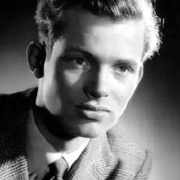 Matthias Fuchs - Rotwang Must Go!演員 飾演Carlos