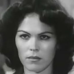 Elida Janushi 飾演 Selimi's Cousin