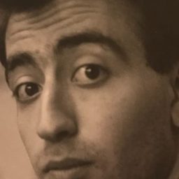 Korosh Mirhosseini 飾演 Janitor