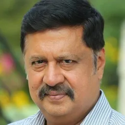 Jayaprakash 飾演 Meera's father