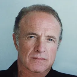 占士·堅 - 傑里科大廈演員 飾演Leonard Grey