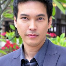 拉威·特翁 飾演 Tee