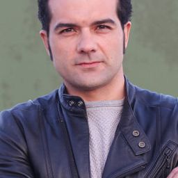 Alfonso Sánchez 飾演 Curro