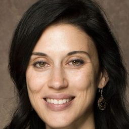 Cherien Dabis 飾演 Hanan