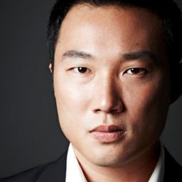 Andrew Lua 飾演 Michael