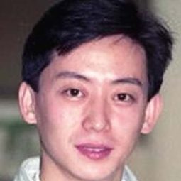 劉丁華 飾演 Guerilla leader