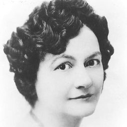 Lucille La Verne 飾演 Witch (voice) (uncredited)