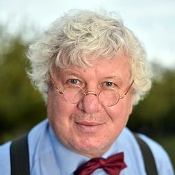 Roland Florstedt - 最後擊戰演員 飾演Roland