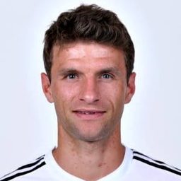 Thomas Müller 飾演 Self