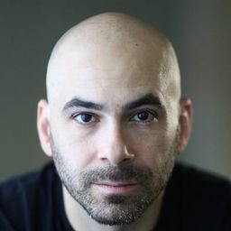 菲利普·卡布里塔 飾演 Javier