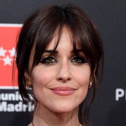 瑪卡蓮娜·加西亞 - 神聖足球隊演員 飾演Sara