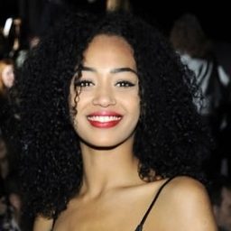 貝爾塔·巴斯克斯 飾演 Bisila