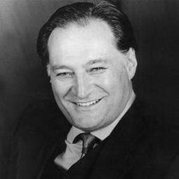 Vittorio Amandola - Streghe verso nord演員 飾演Baffone