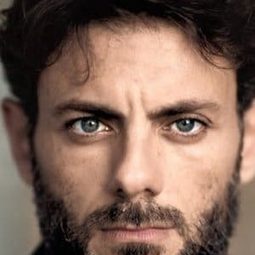 Fabrizio Nevola - Filumena Marturano演員 飾演Riccardo