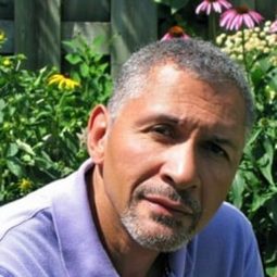 Lincoln Ward - 啟動原始碼演員 飾演Minister Sudoku