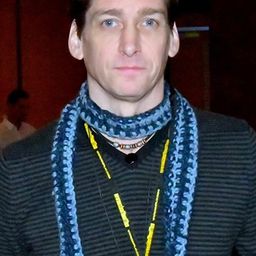 Mark Shady 飾演 Rand Larch