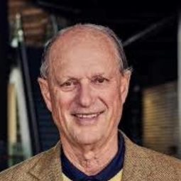 Robert D. Ballard 飾演 Self