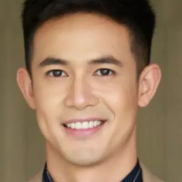 Chanatip Phothongka 飾演 Nak Kam