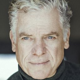 克里斯多福·麥克唐納 飾演 Ken