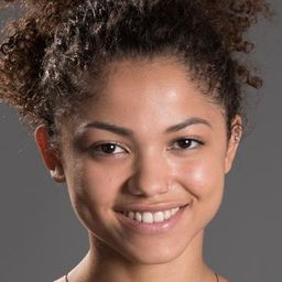 Serena Posadino - 秘境探險演員 飾演Goldie