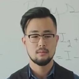 Abdul Hakim Al Chinese 飾演 سوزوكى