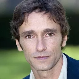 Ignazio Oliva - 畢奧神父演員 飾演