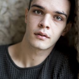 Andrea Fuorto 飾演 Nicolas